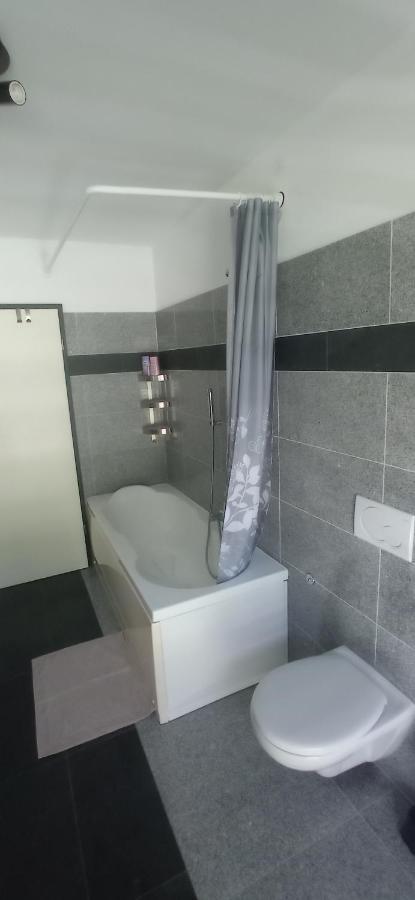 33 Hotell Cadenazzo Eksteriør bilde